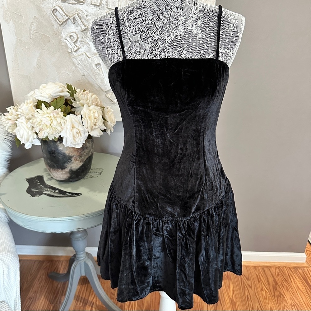 Maeve by Anthropologie Velvet Black Mini Dress Size M - Picture 2 of 14